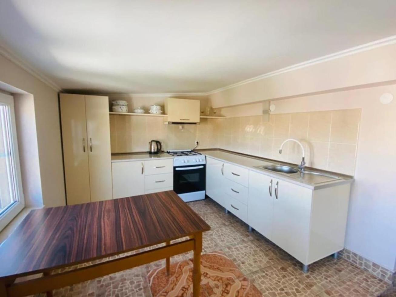 Avlabari Apartment