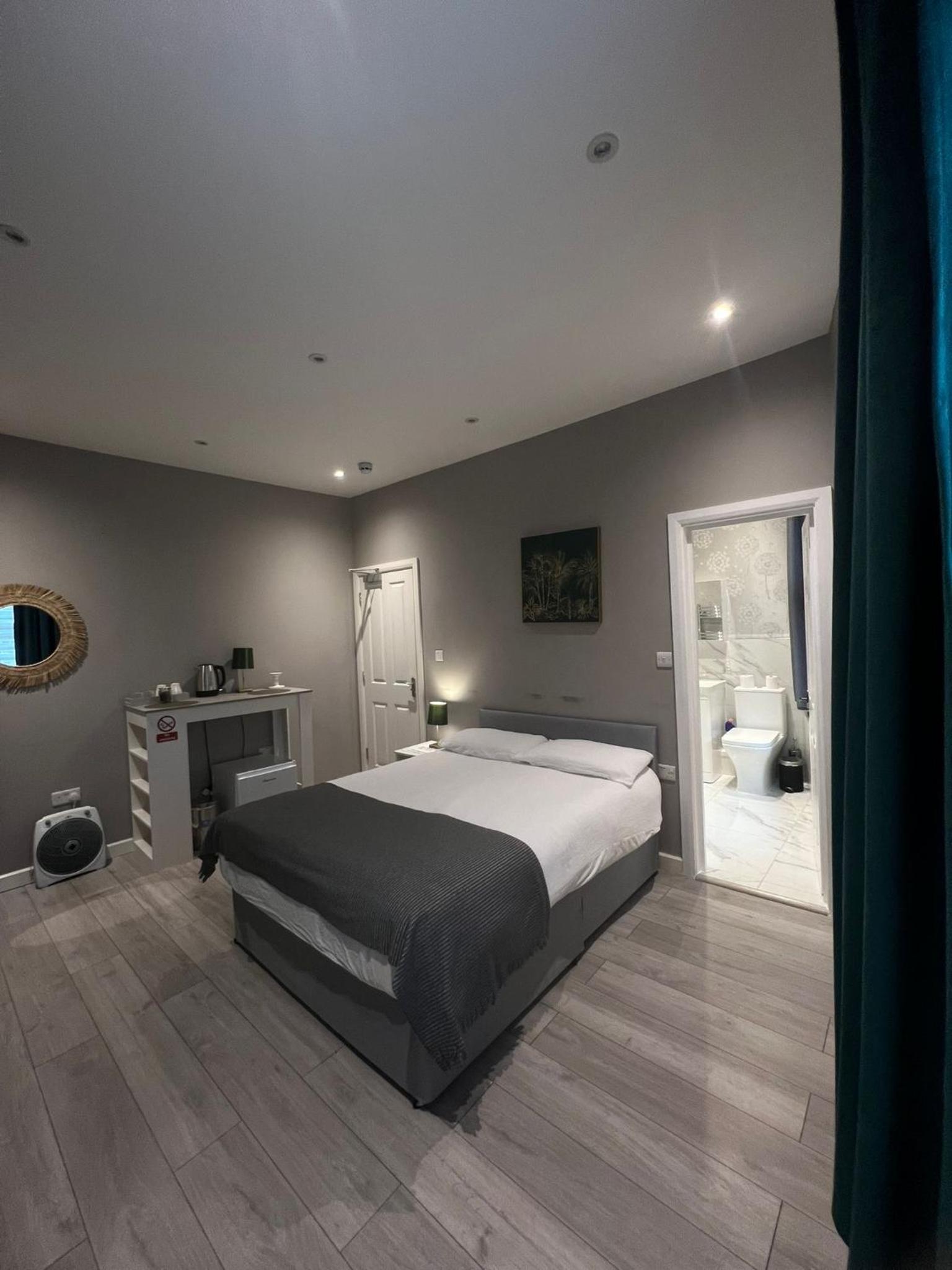 Double Room London
