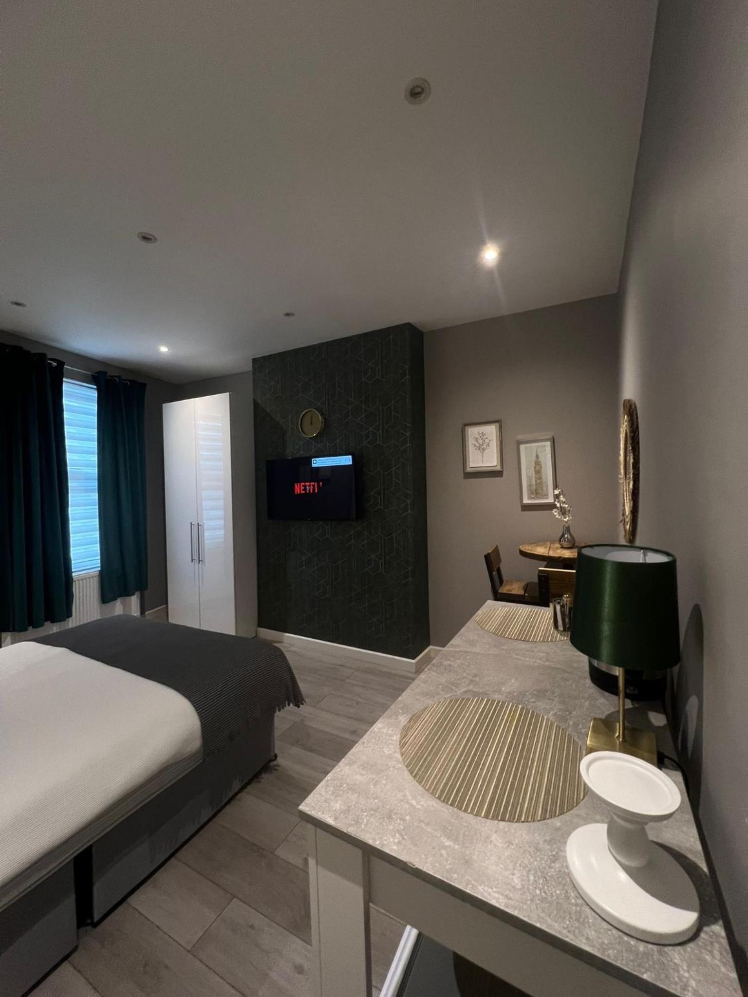 Double Room London
