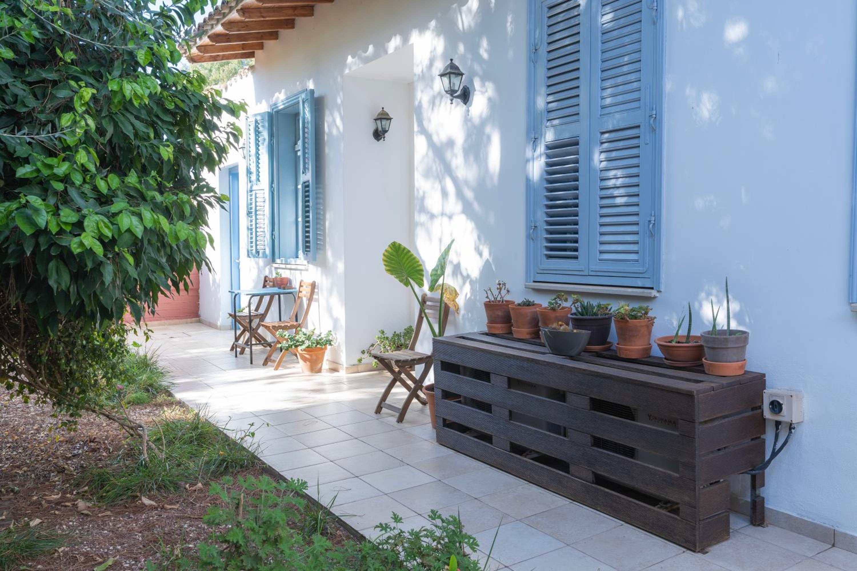 Hotel ANANKE Home - Image 1