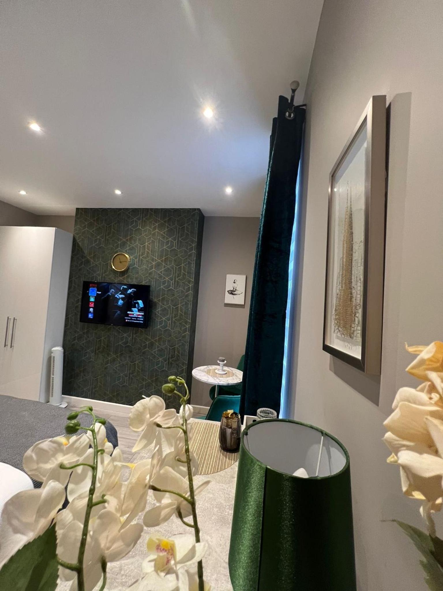 Double Room London