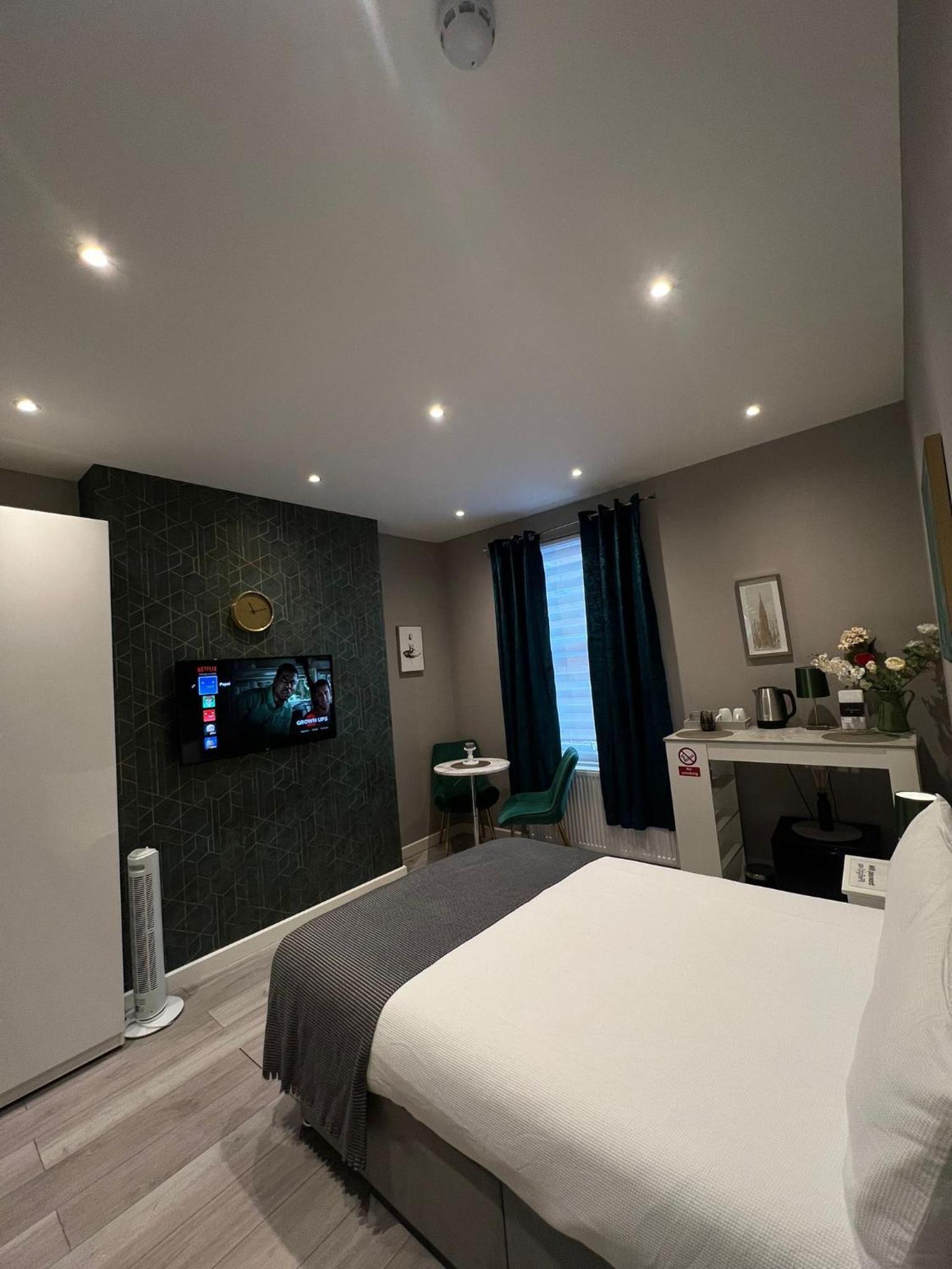 Double Room London