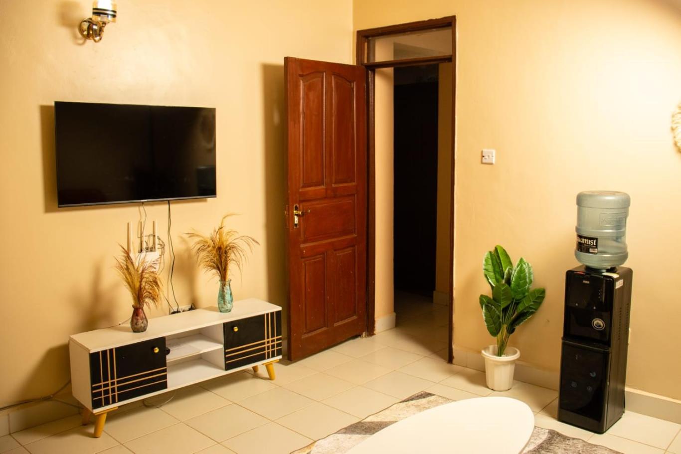 Embu Air-bnb 1&2 Bedroom homestay-O79546IO36 view 4