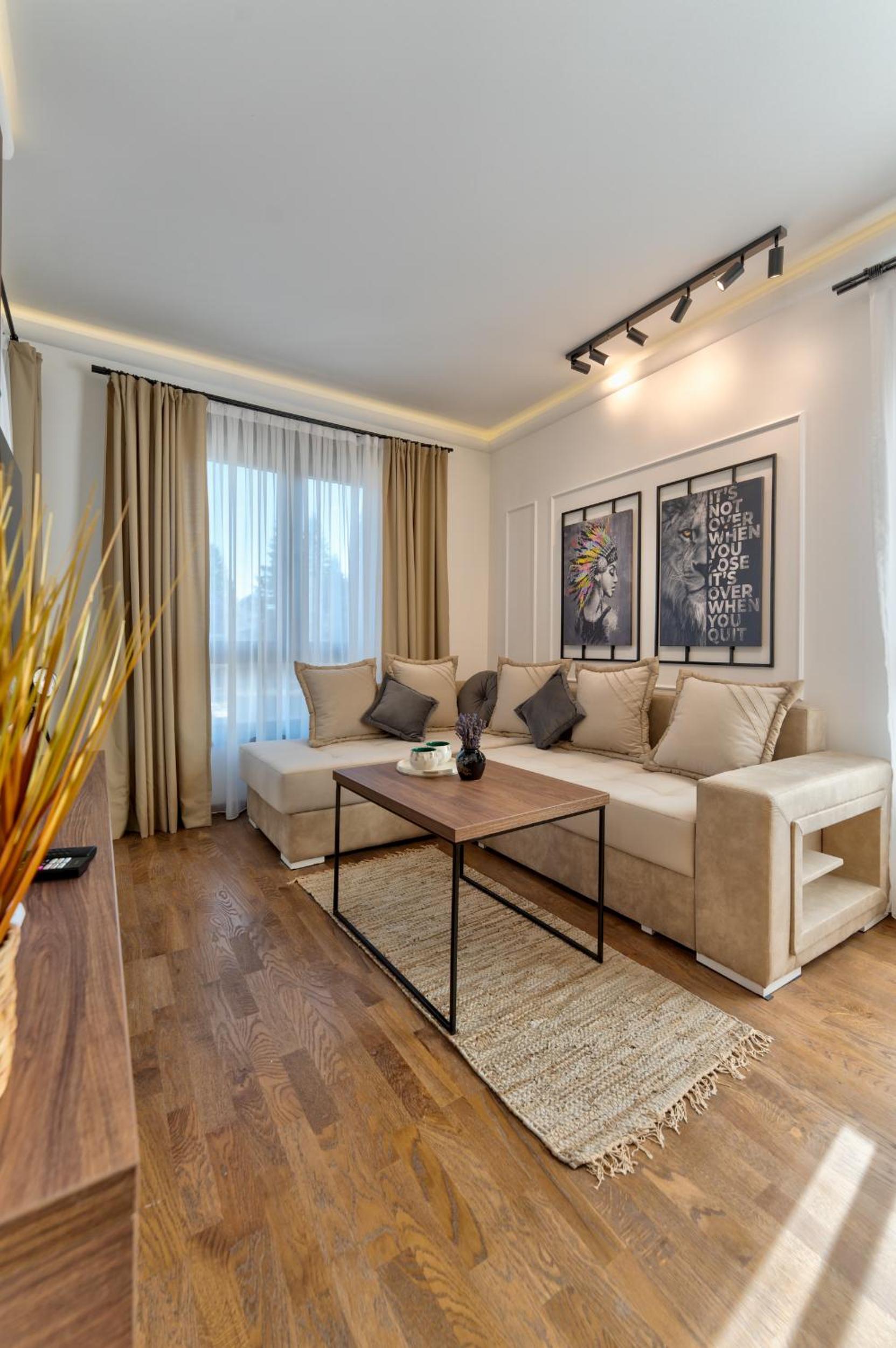 Lenika Apartments