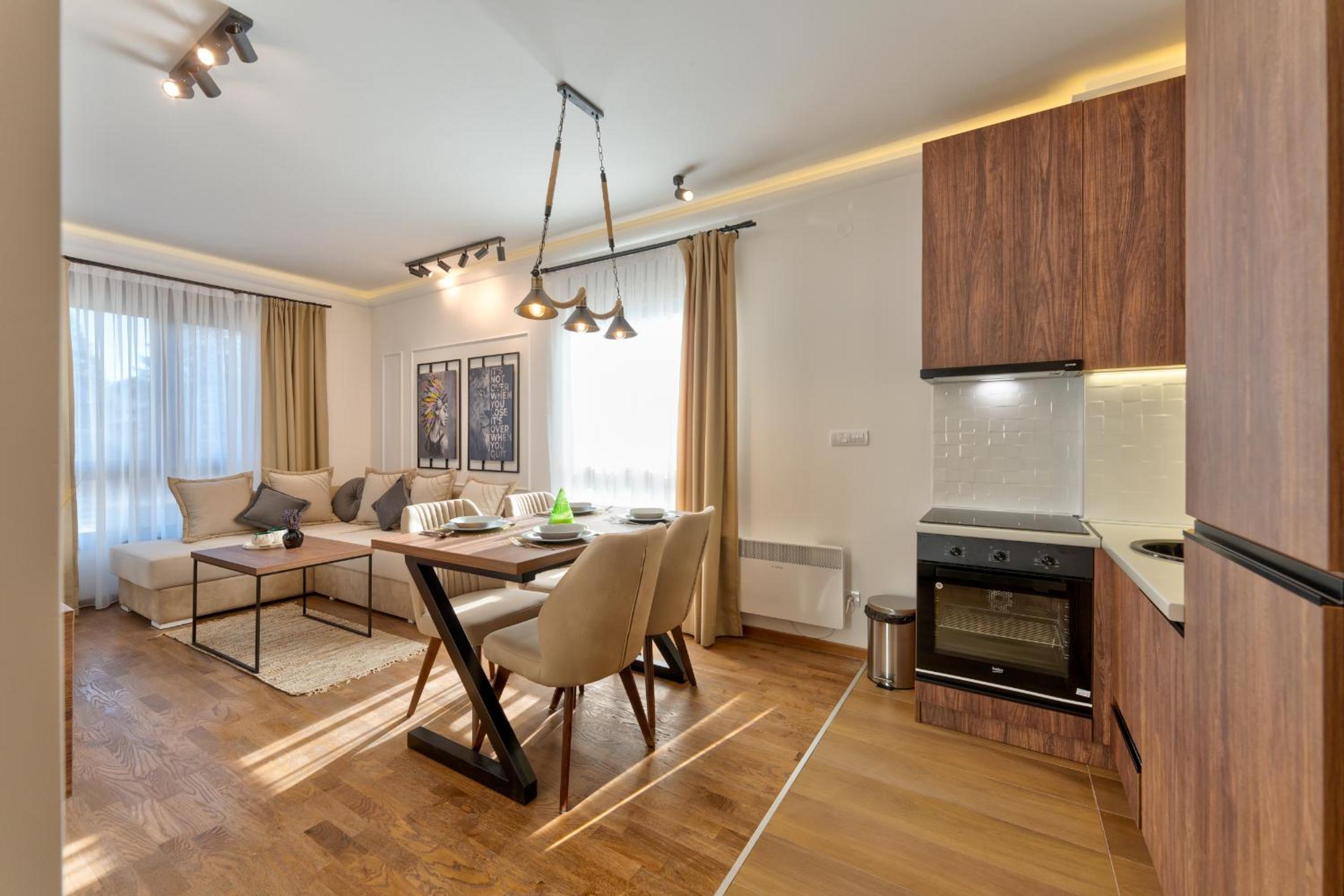 Lenika Apartments