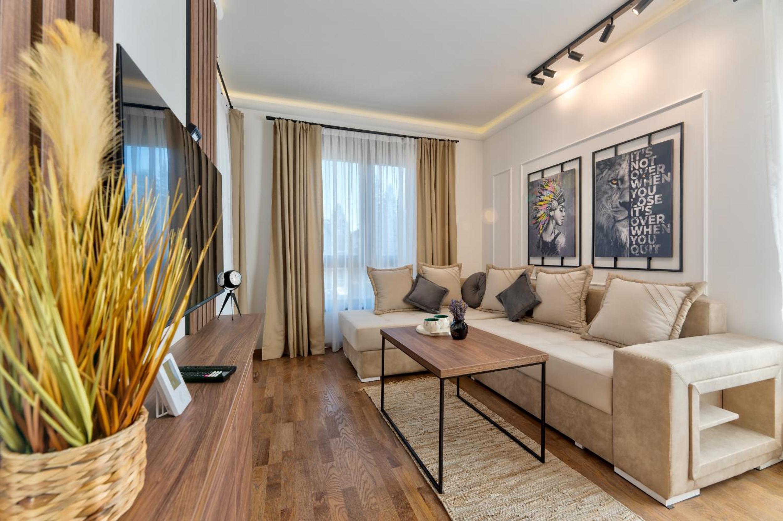 Lenika Apartments