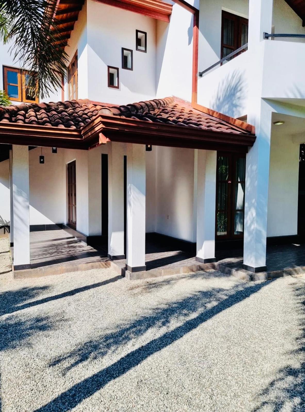 Mates Guest House Negombo view 3