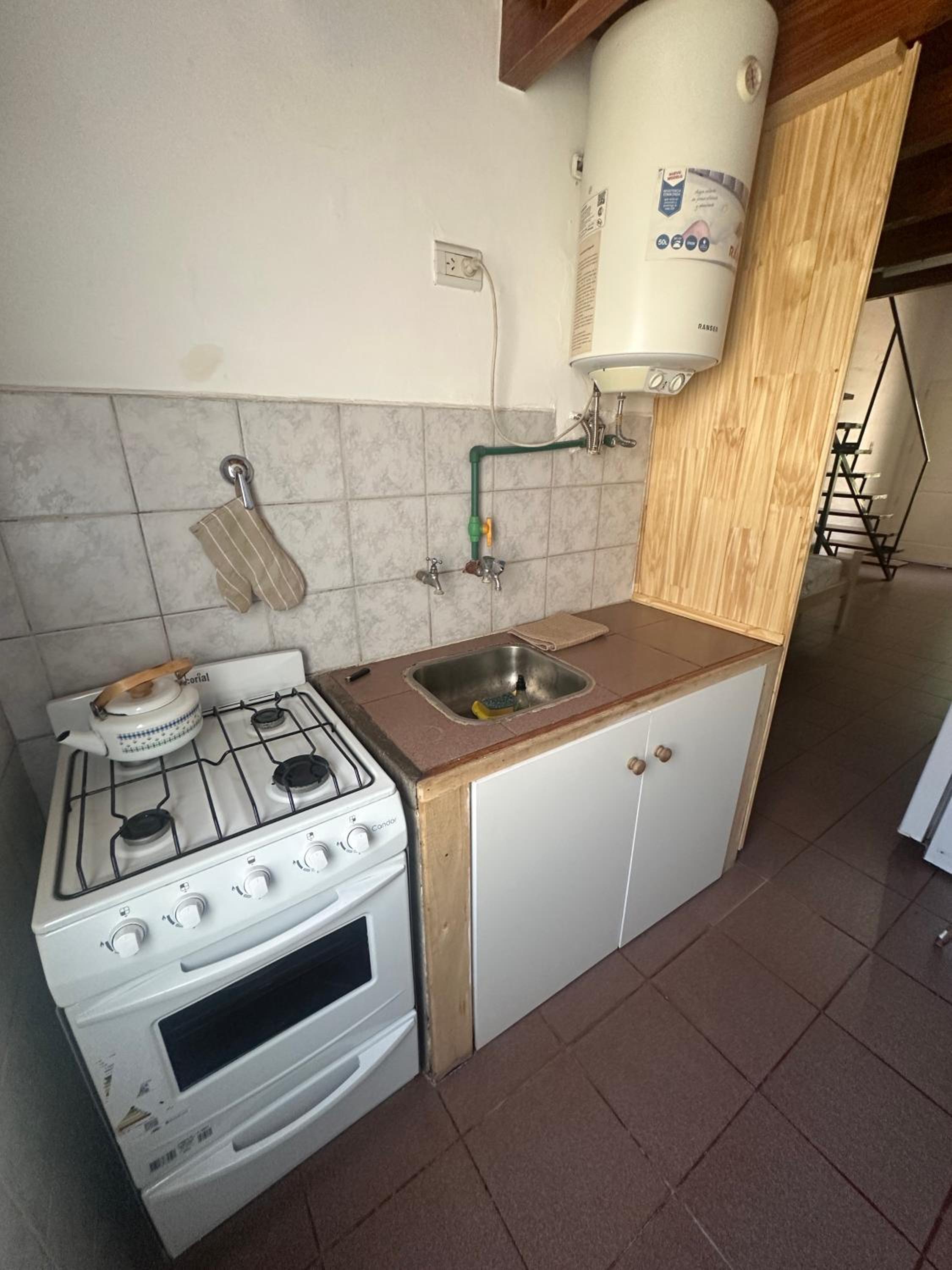 Departamento con servicio de cochera