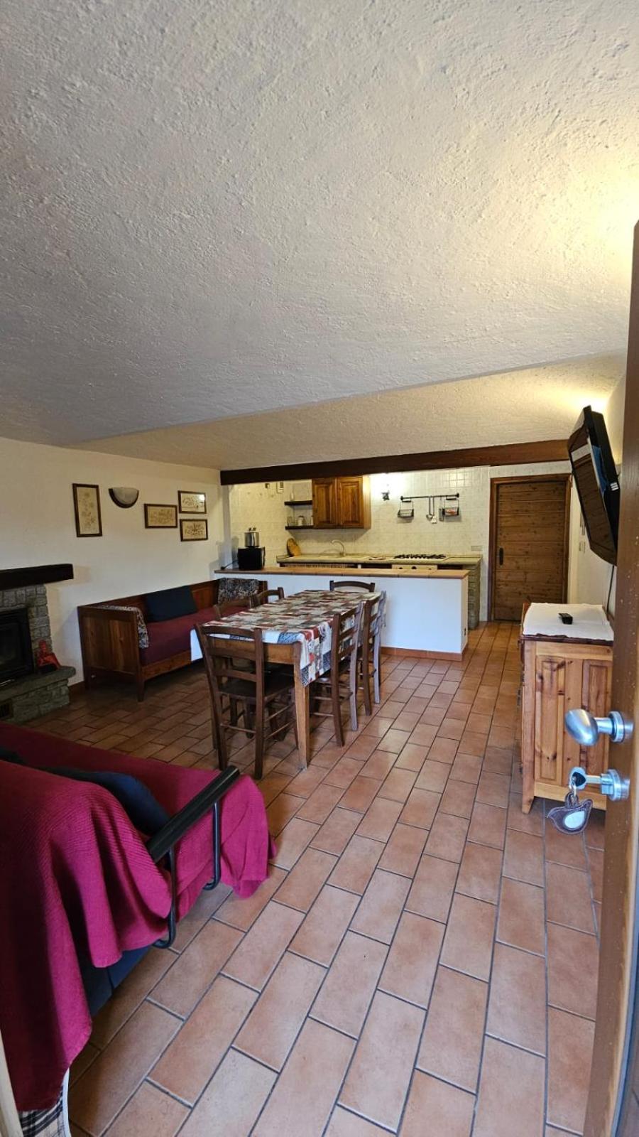 Masy en Pierre- Maisons de Charme- Caratteristico Appartamento con tre camere e due bagni view 2