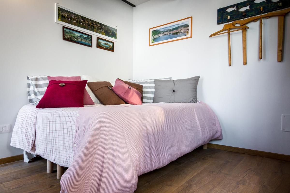 Le Casette Apartments - byMyHomeinComo view 5