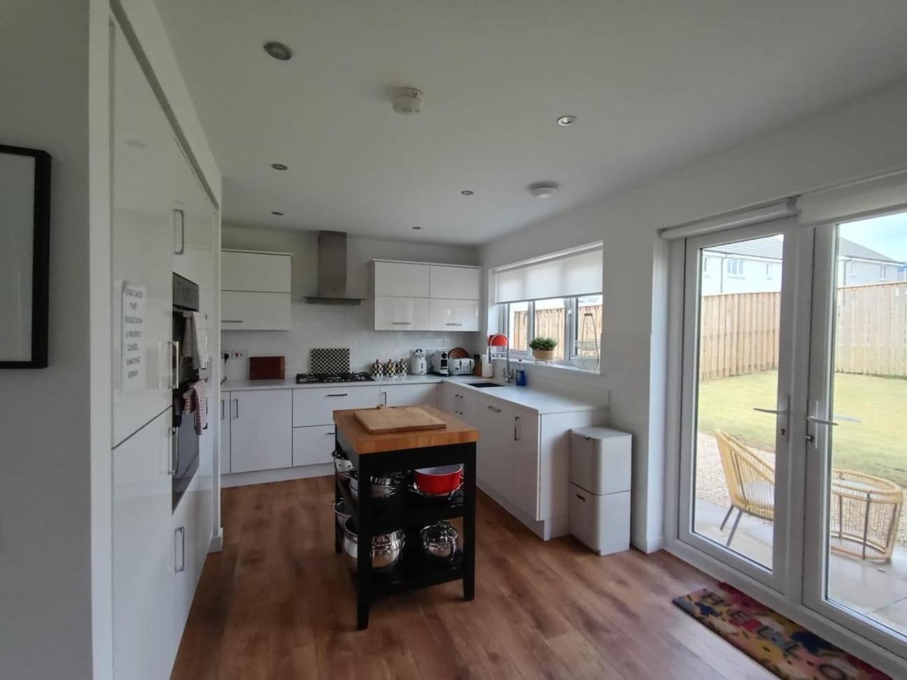 Fabulous Midlothian 3 Bed Home view 5