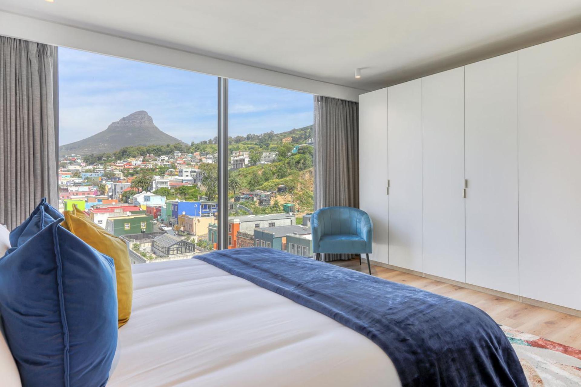 Always-Power Panoramic Mountain View Apartment