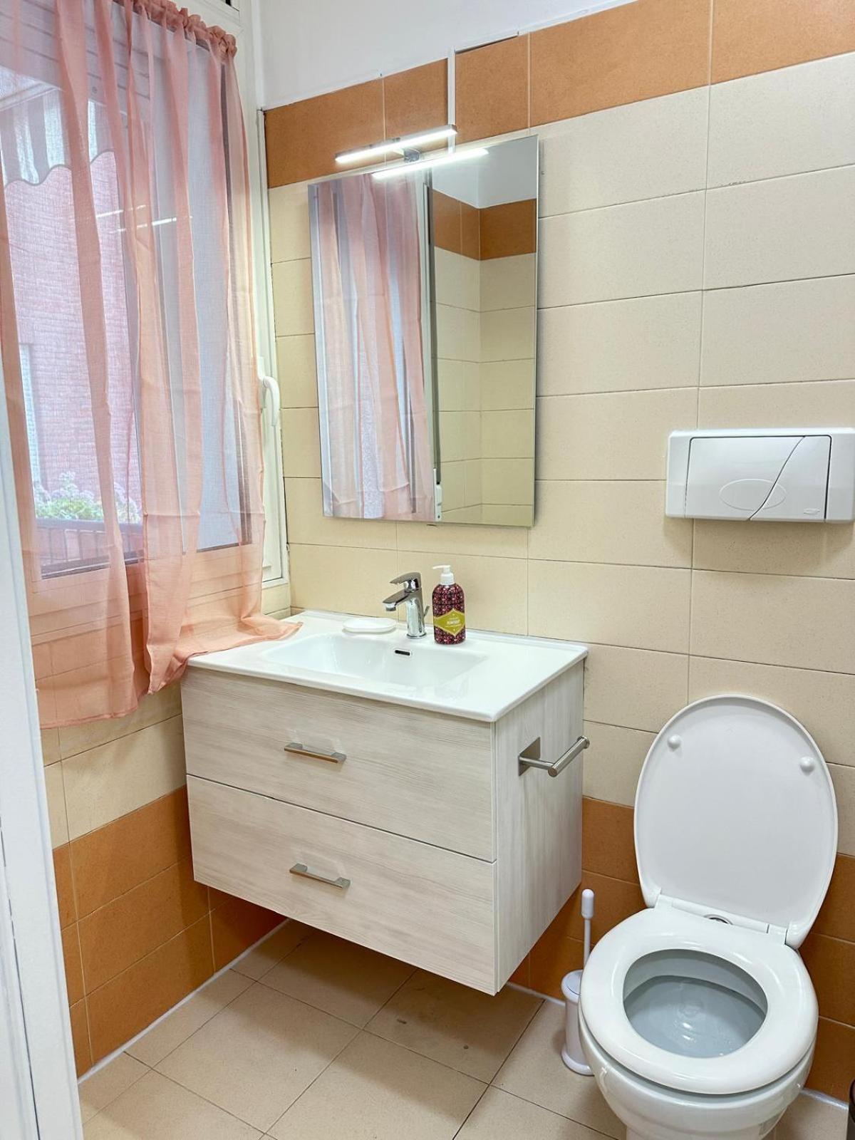 SanRaffaele 117 - Ospedale & Metro Milano - Intero Appartamento view 2
