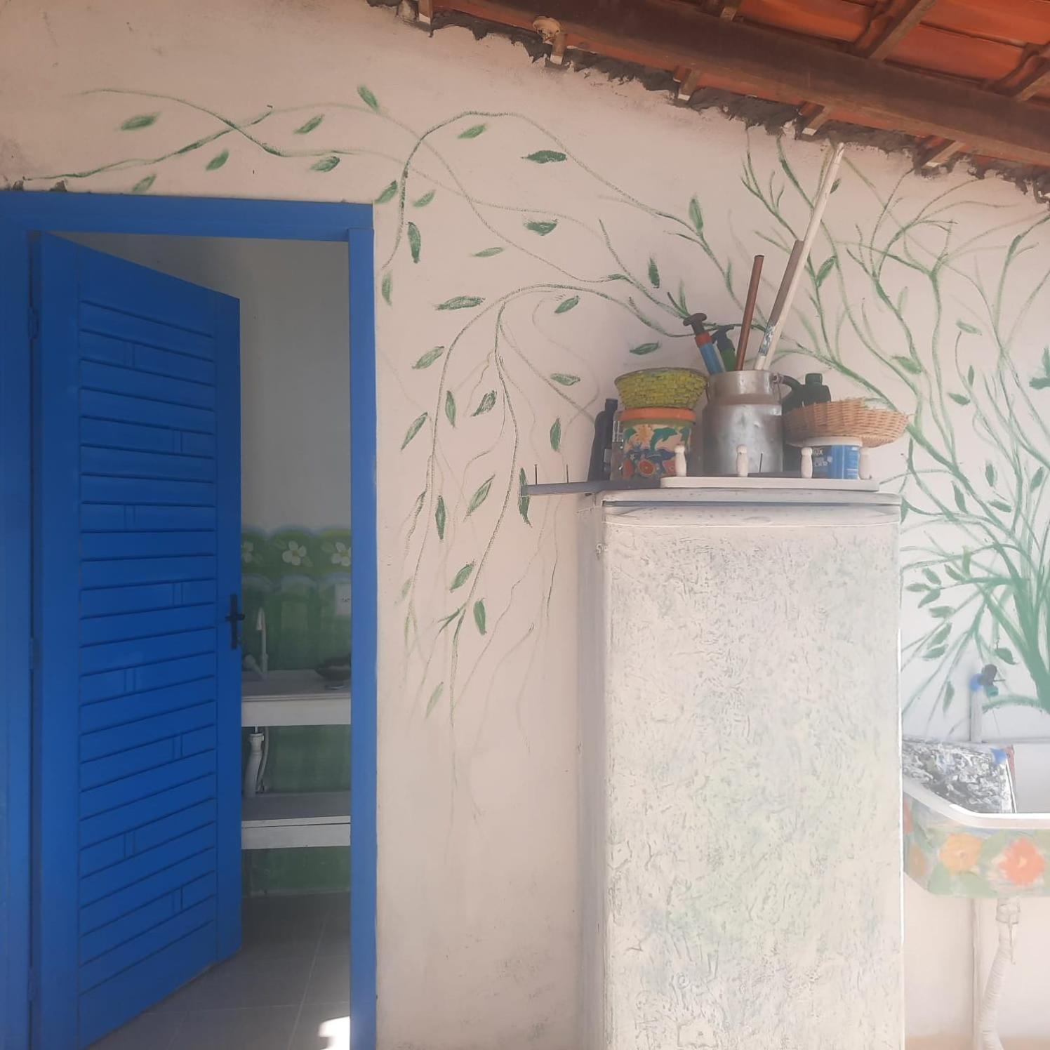 Casa beiramar, vista mar e pinheiros, pé na areia