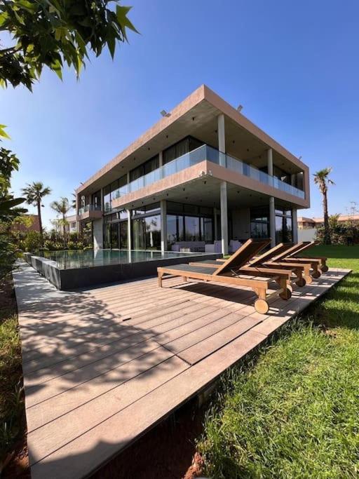 Villa avec vue imprenable sur le Golf Amelkis