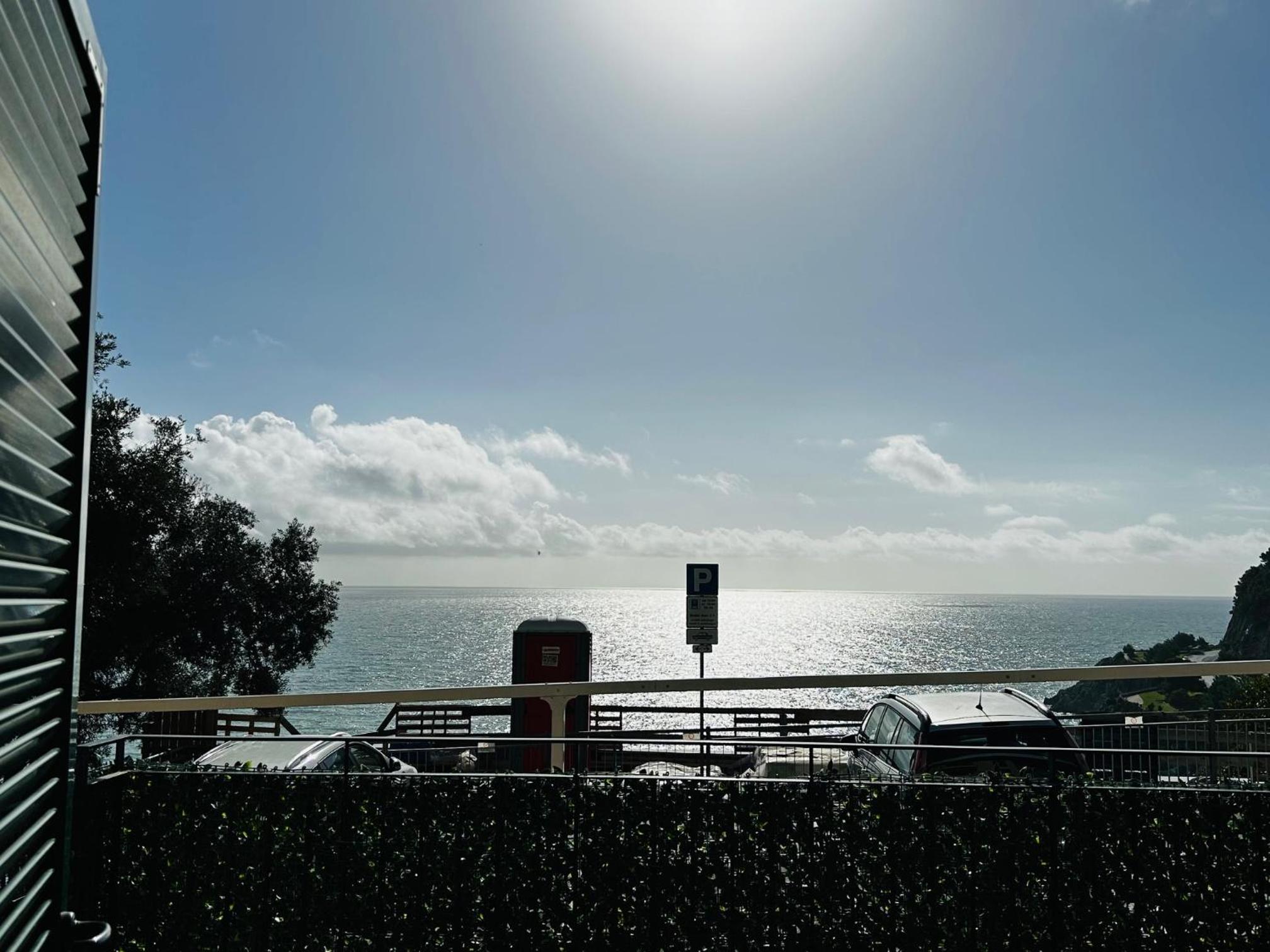 Casa SERGE vista mare con ampio terrazzo privato view 2