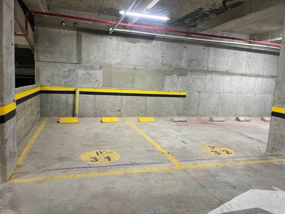 M510- Apartaestudio en Av19 Norte con parqueadero