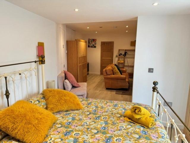 Keeley House