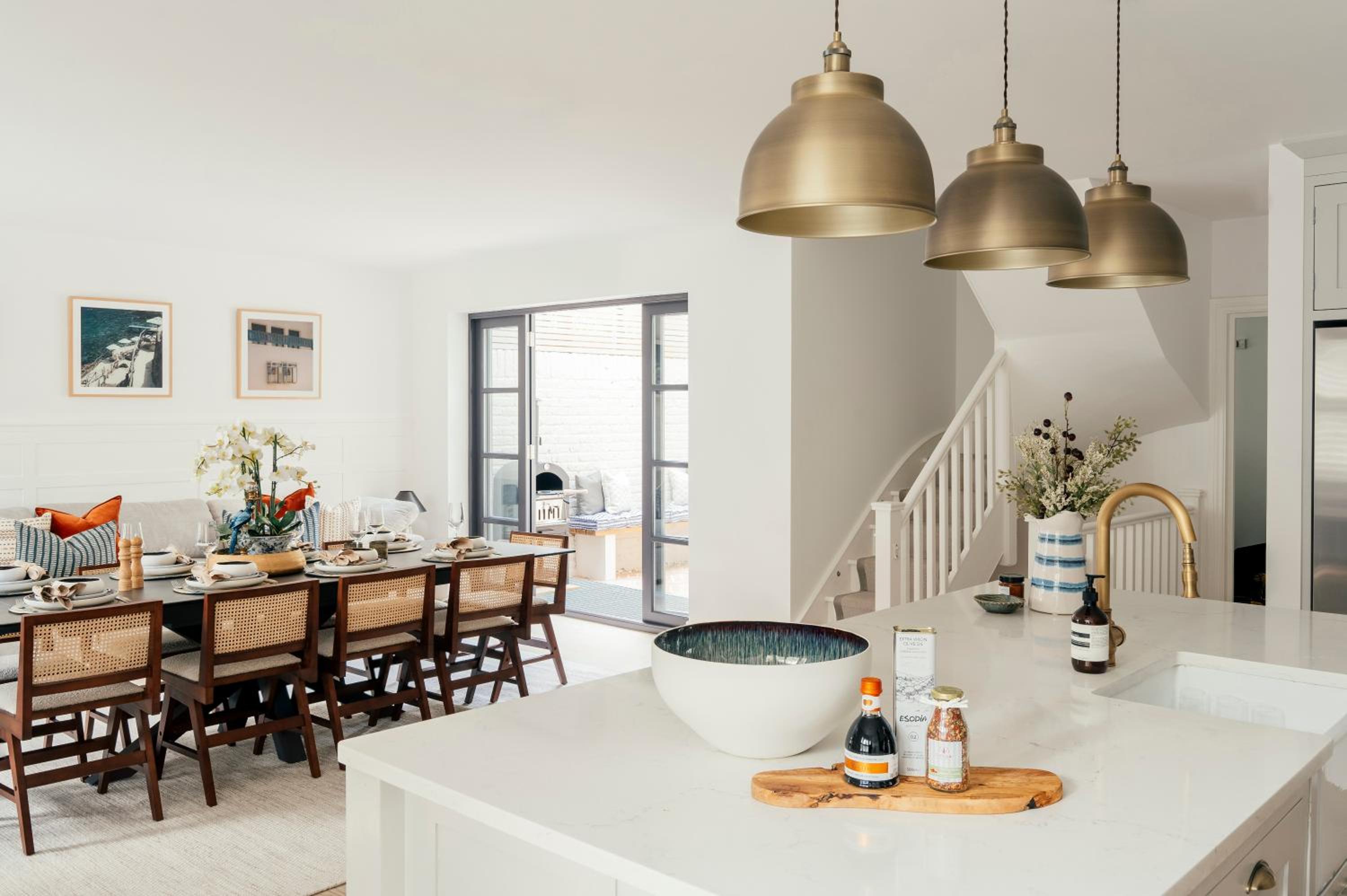 Luxury Fulham Townhouse with a Bar & Games Room