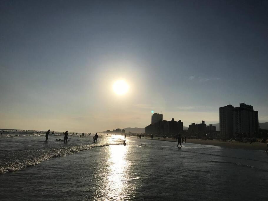 Apartamento na praia com Ar Condicionado