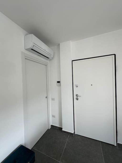 Blue Orchid Apartment, IUN S8460