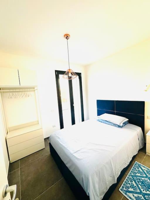 Blue Orchid Apartment, IUN S8460