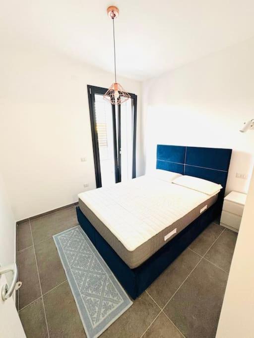 Blue Orchid Apartment, IUN S8460