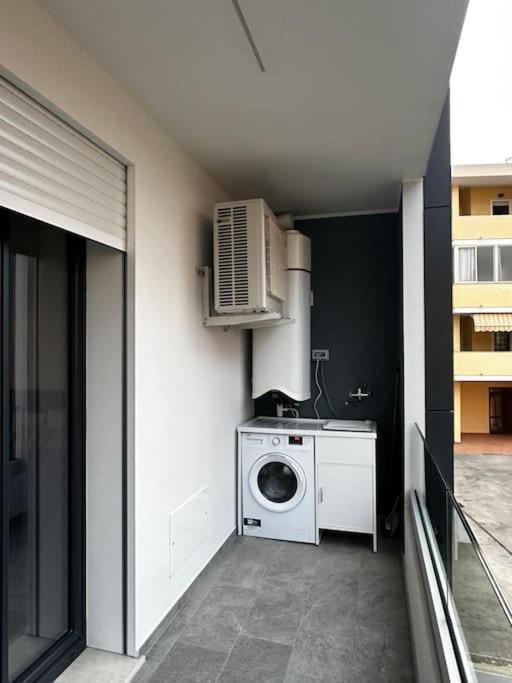 Blue Orchid Apartment, IUN S8460