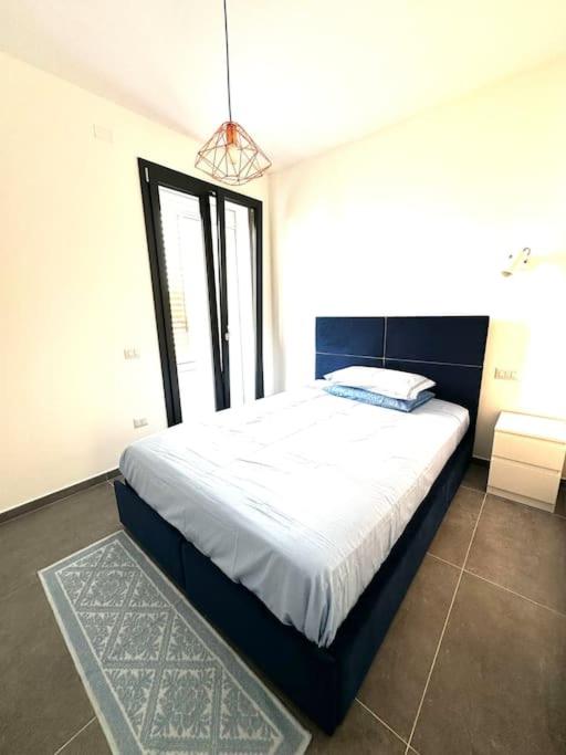 Blue Orchid Apartment, IUN S8460