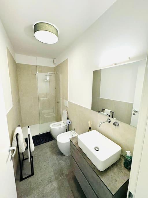 Blue Orchid Apartment, IUN S8460