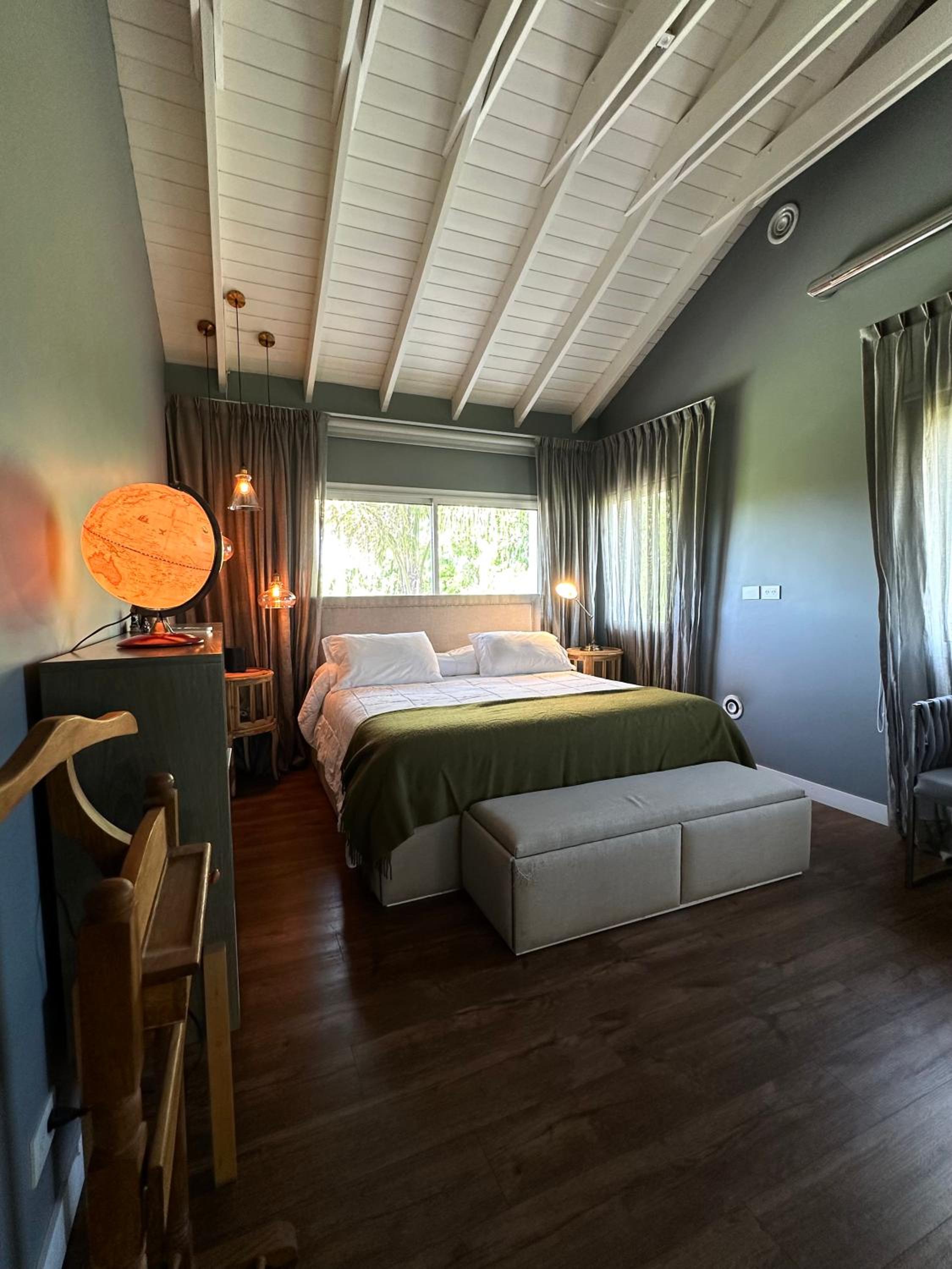 Exclusiva casa con cava privada, piscina y ascensor