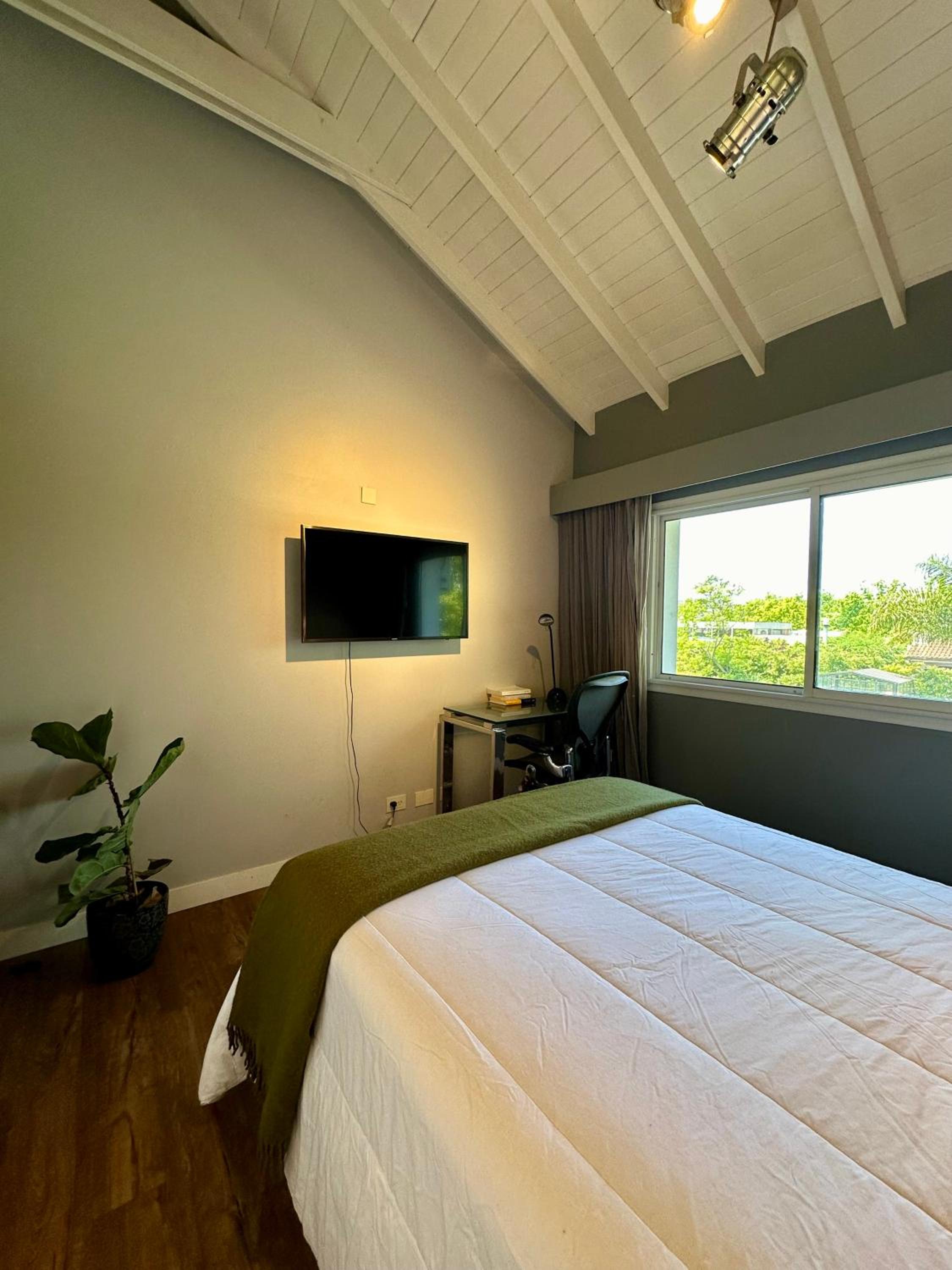 Exclusiva casa con cava privada, piscina y ascensor
