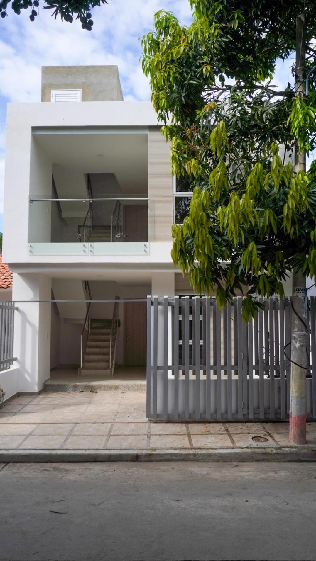 Esmeralda House