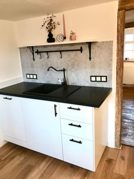 Neu ! Moderne Ferienwohnung im Denkmal mit SmartTV
