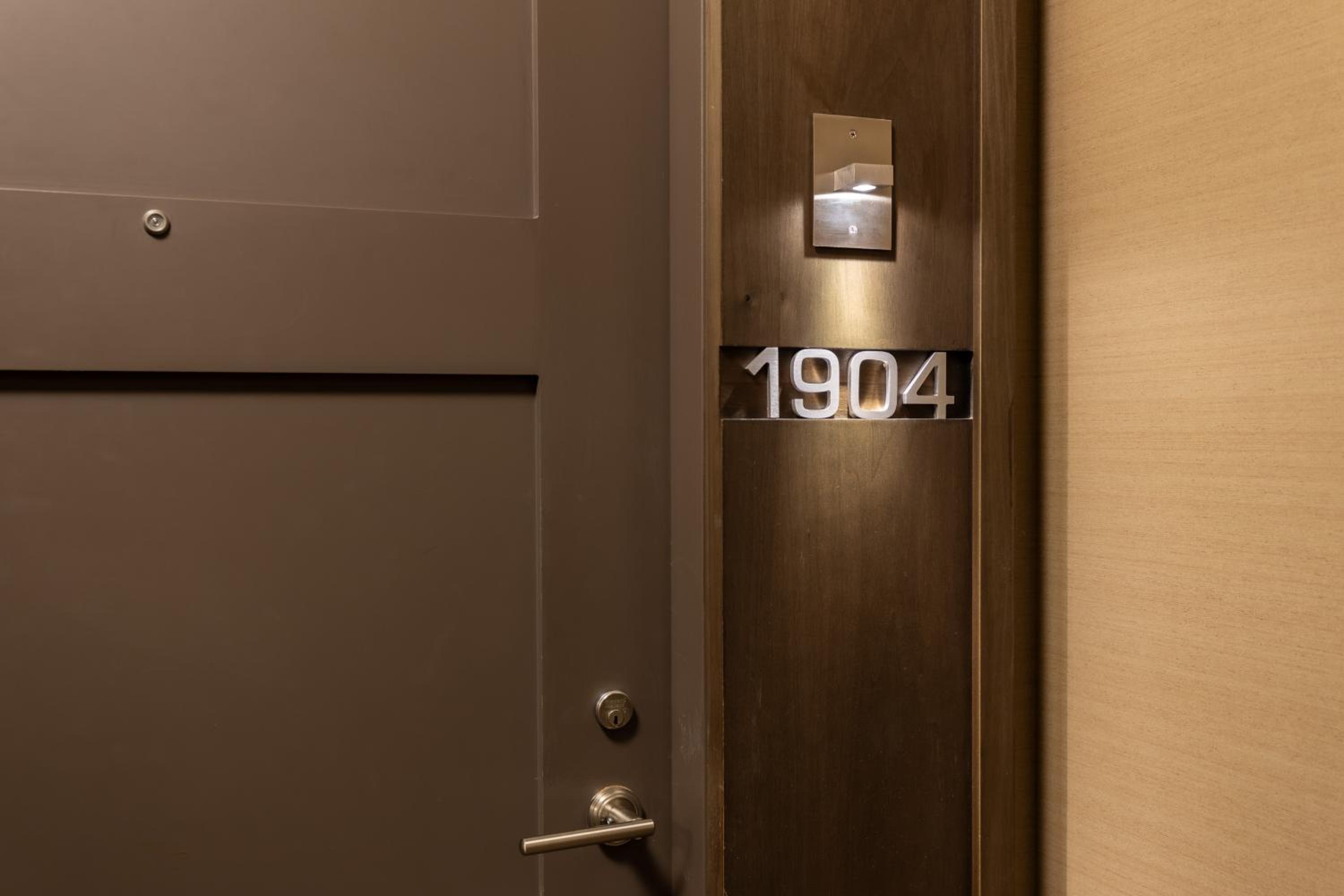 3 Bedroom beside CN Tower with parking Downtown Toronto