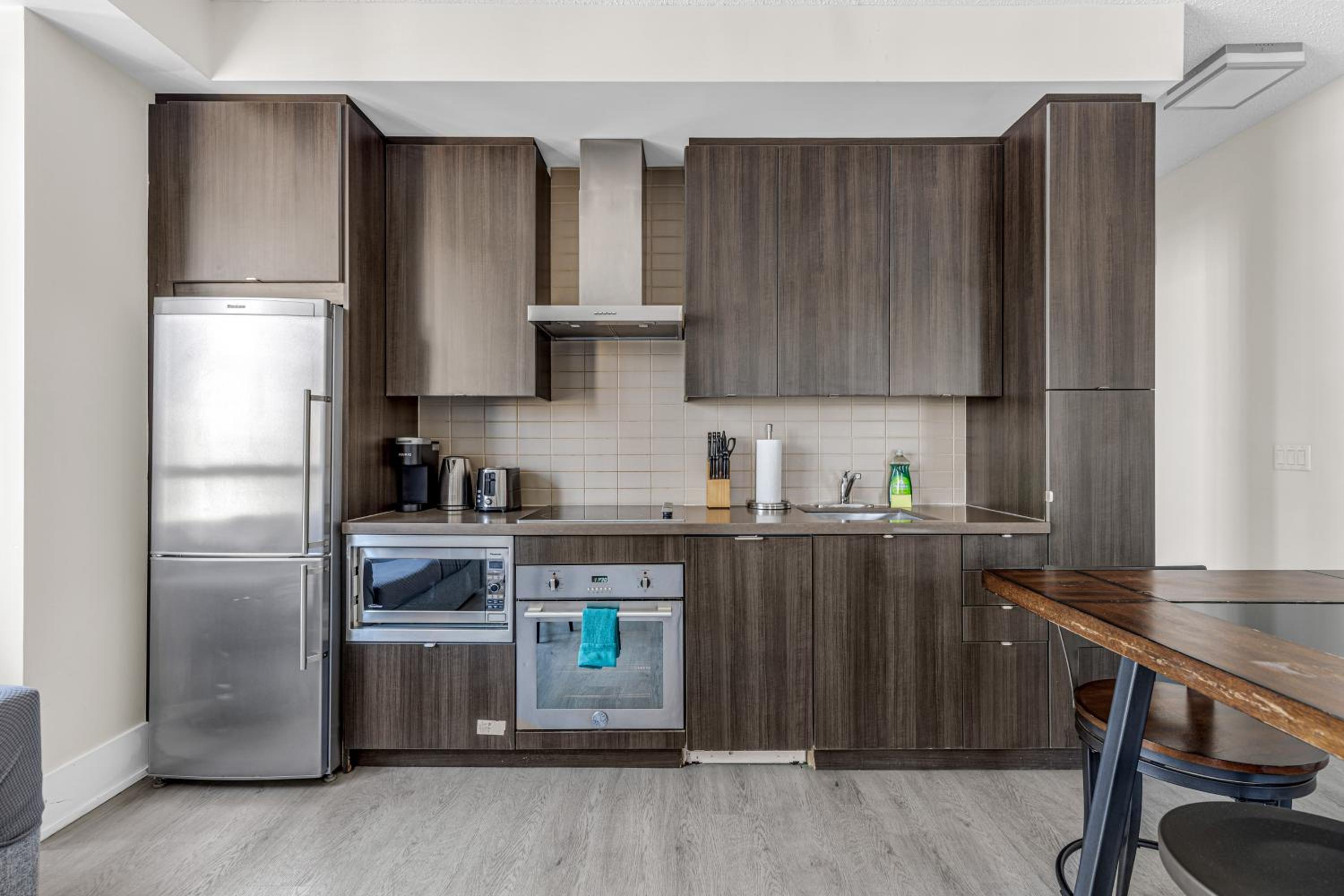 3 Bedroom beside CN Tower with parking Downtown Toronto