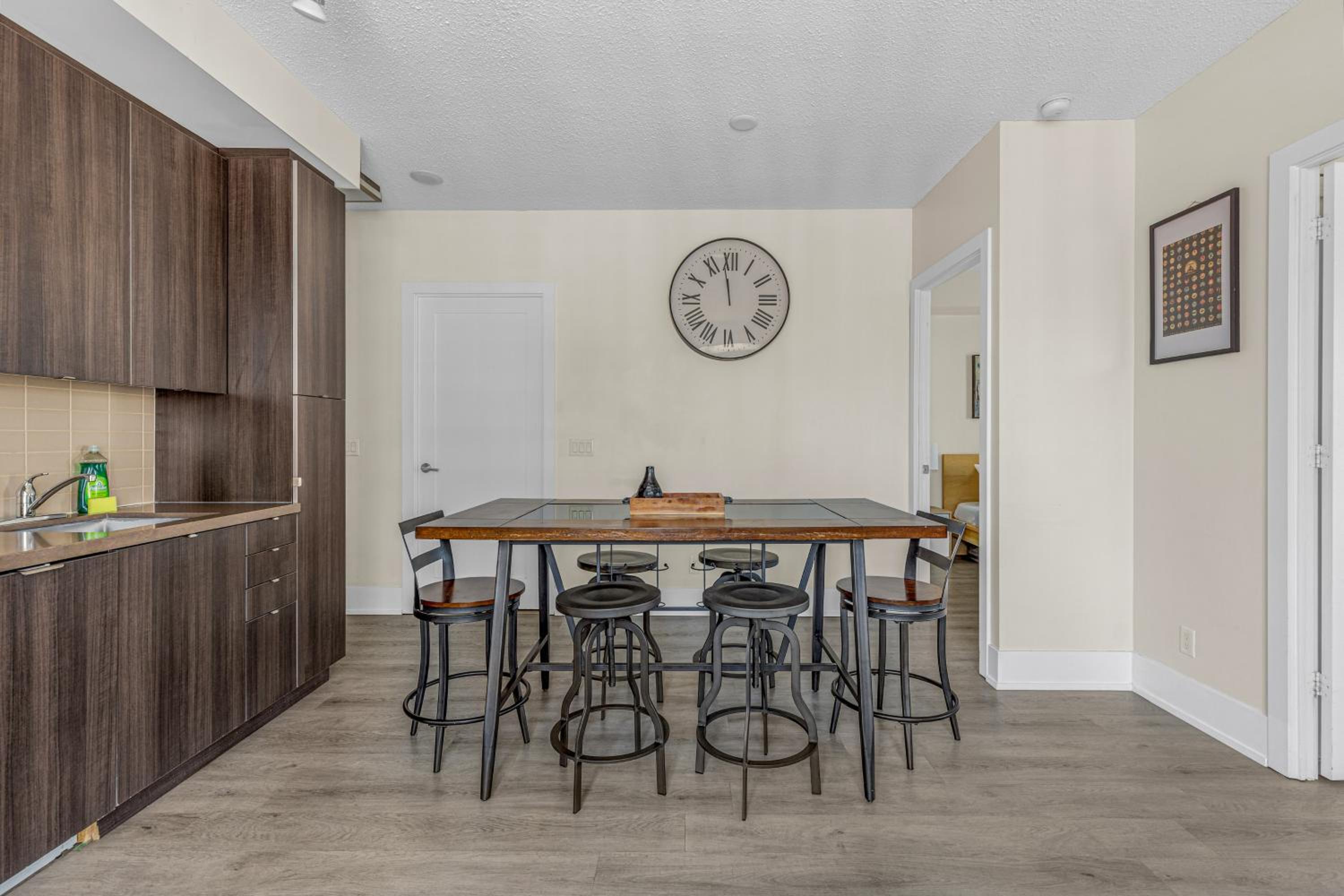 3 Bedroom beside CN Tower with parking Downtown Toronto