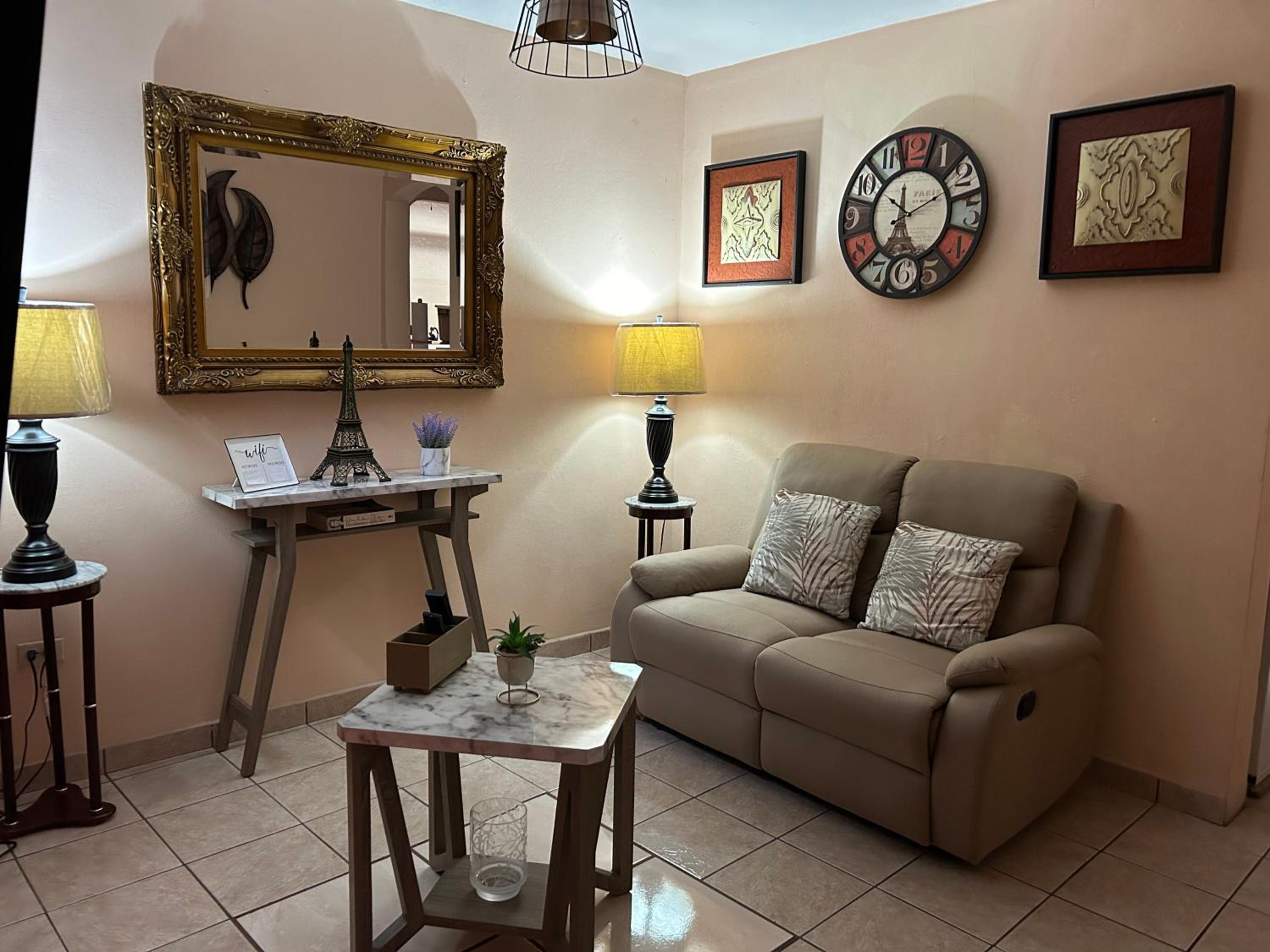Townhouse Ejecutivo! En Rio de Piedras, Cortés view 5