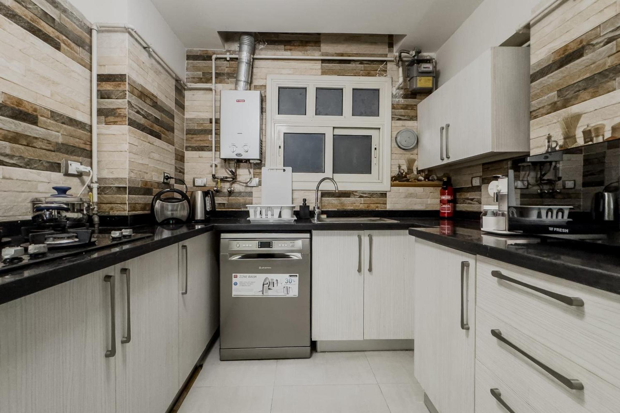 The 3BDR Avant-garde Residence 5 min to Airport