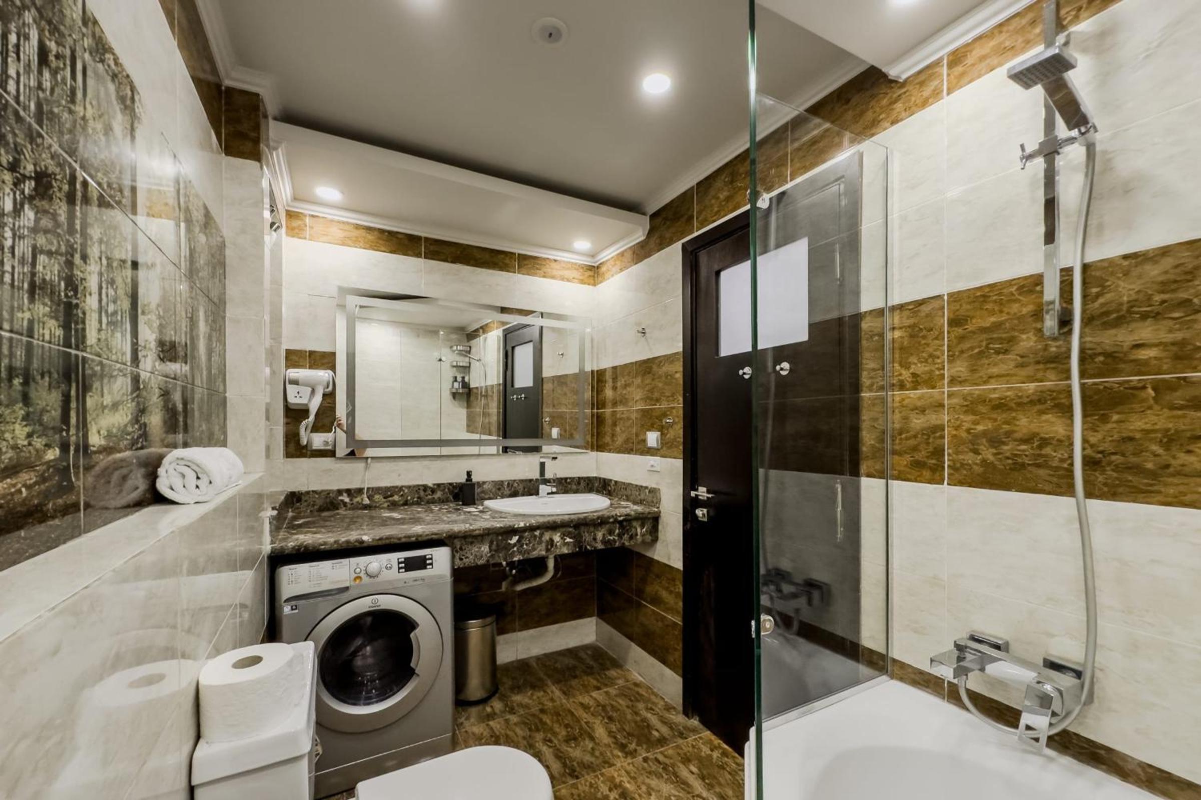 The 3BDR Avant-garde Residence 5 min to Airport