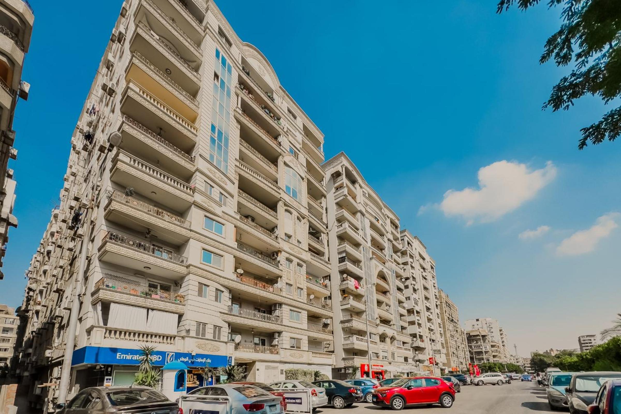 The 3BDR Avant-garde Residence 5 min to Airport