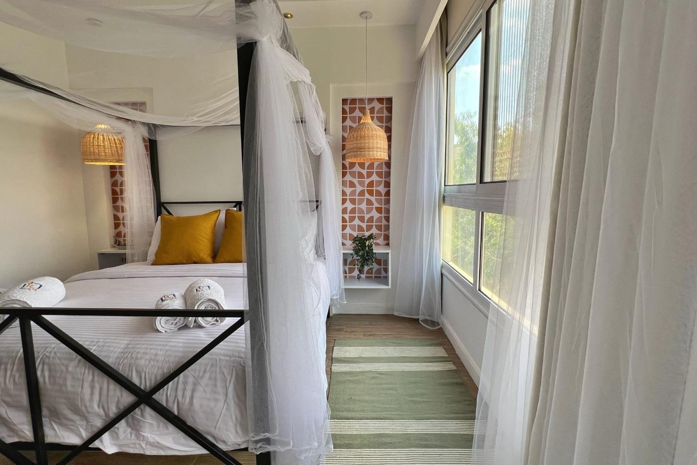 Spellbinding 2 BDR Apt At The Giza Pyramid's Doorstep