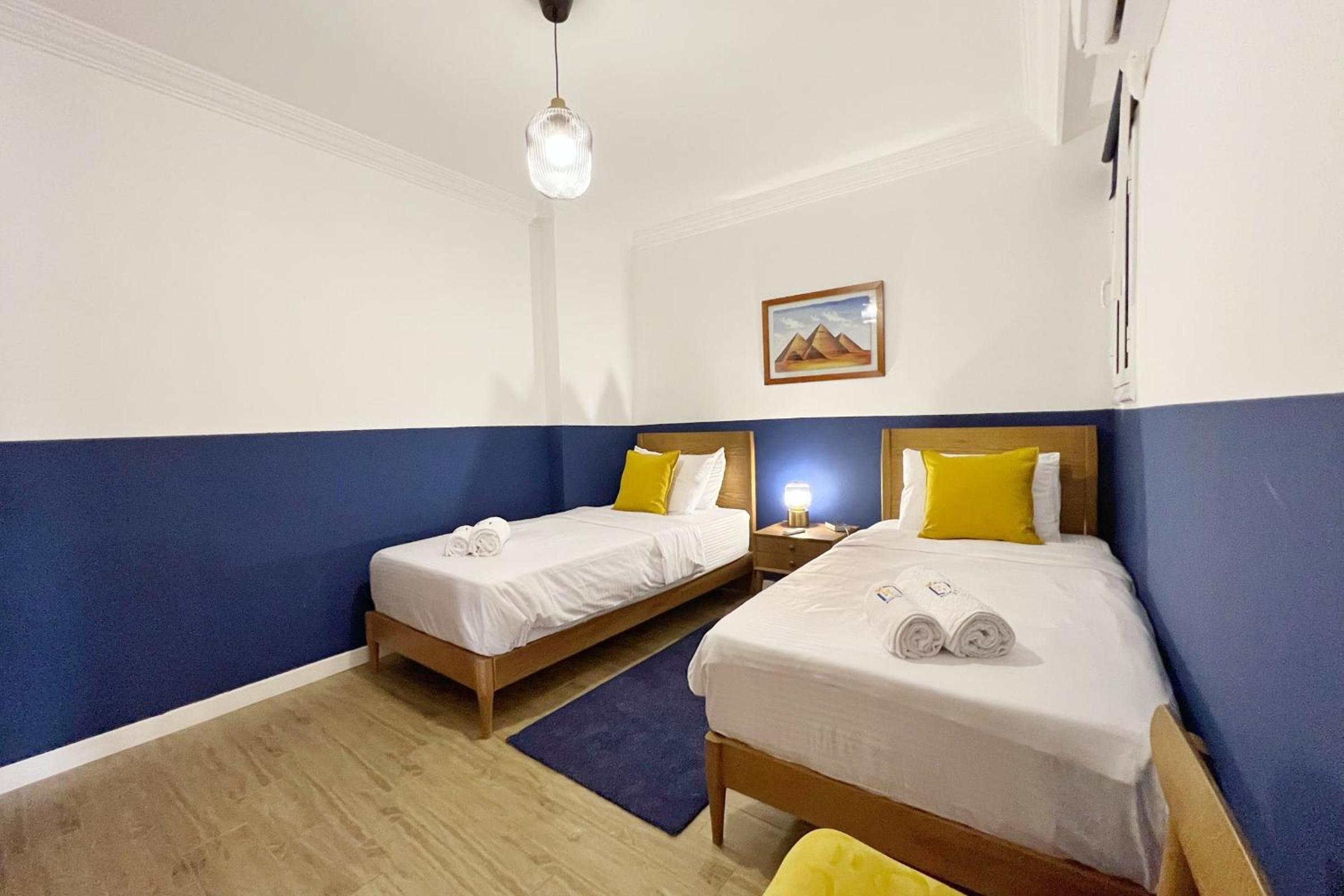 Spellbinding 2 BDR Apt At The Giza Pyramid's Doorstep