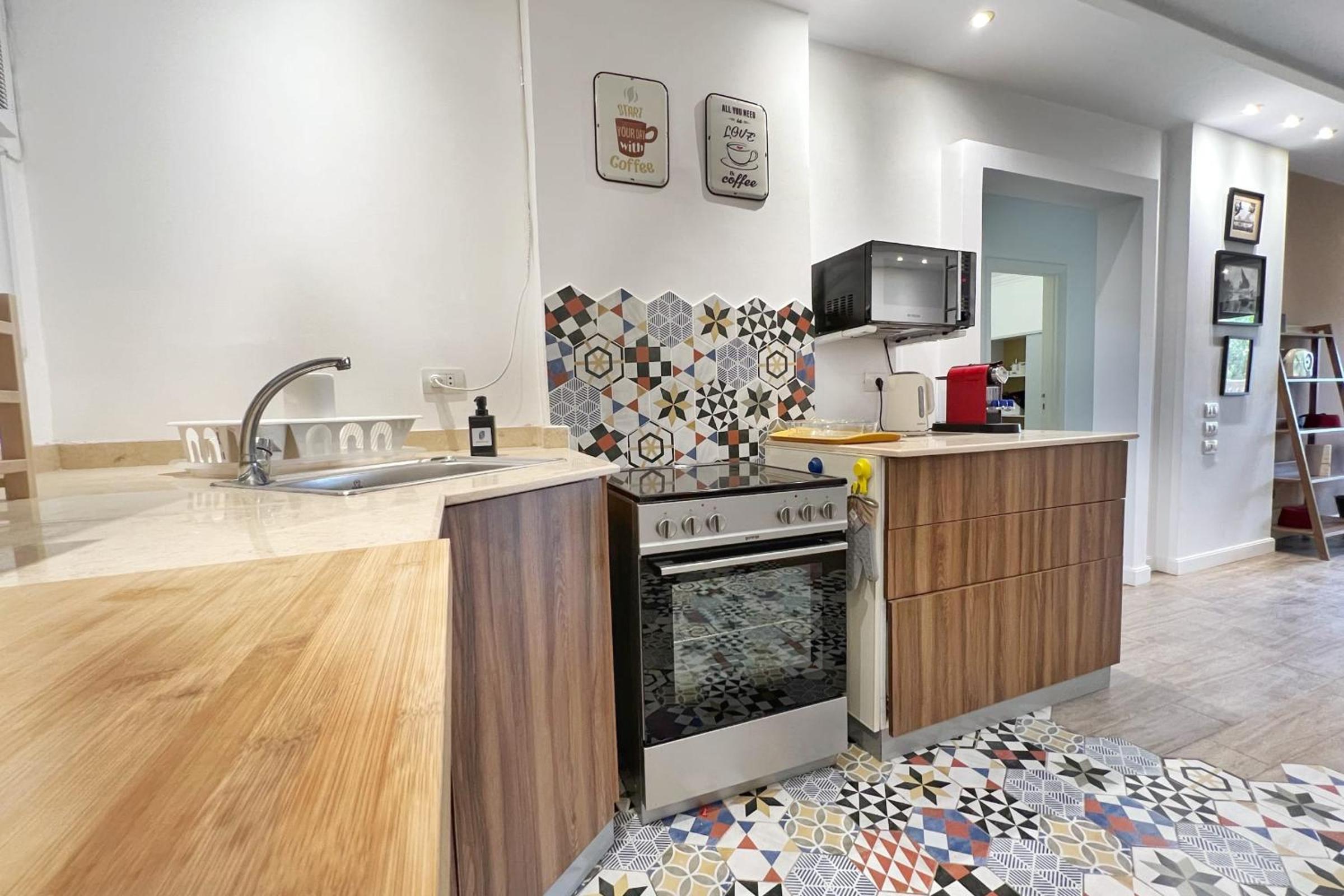 Spellbinding 2 BDR Apt At The Giza Pyramid's Doorstep