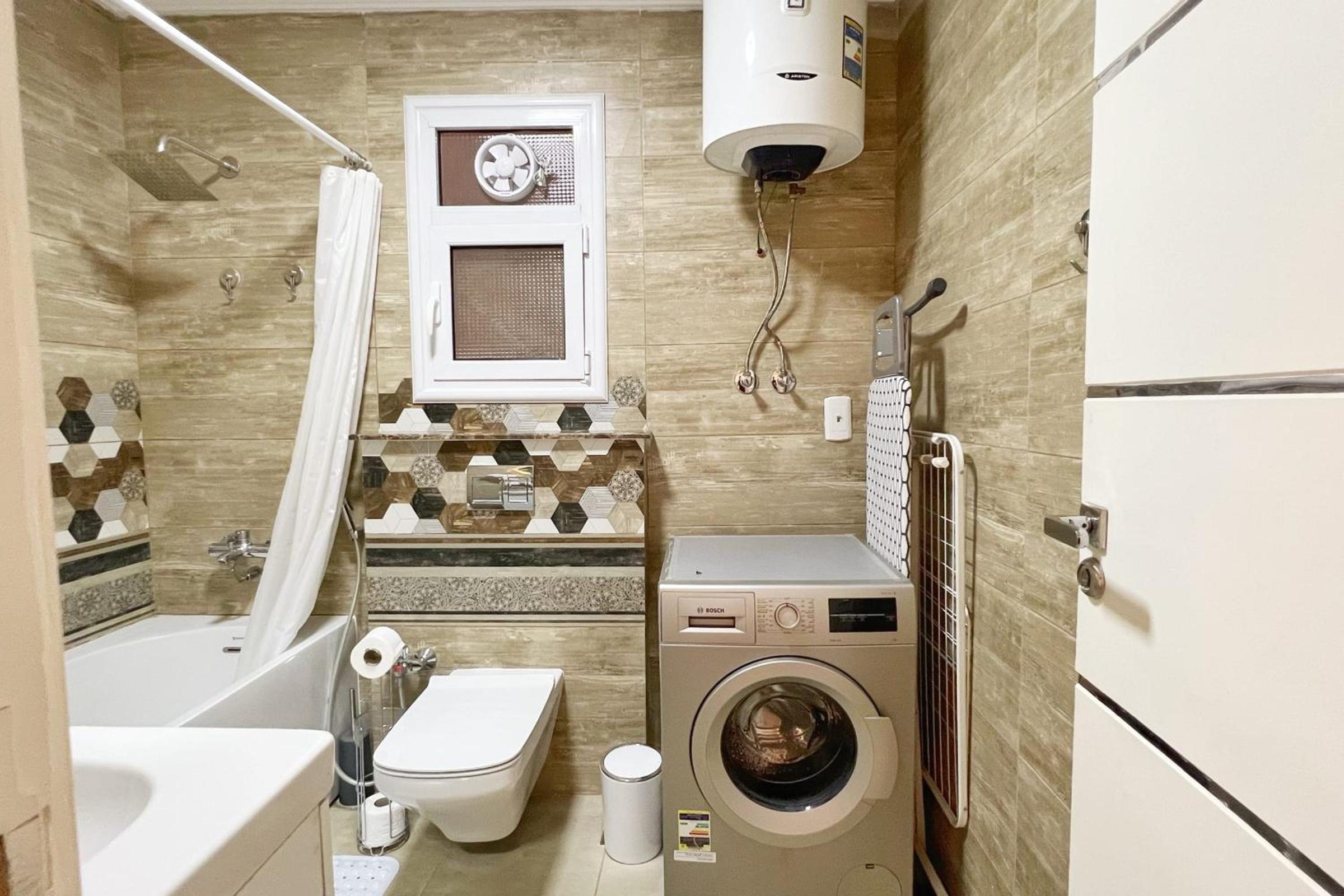 Spellbinding 2 BDR Apt At The Giza Pyramid's Doorstep