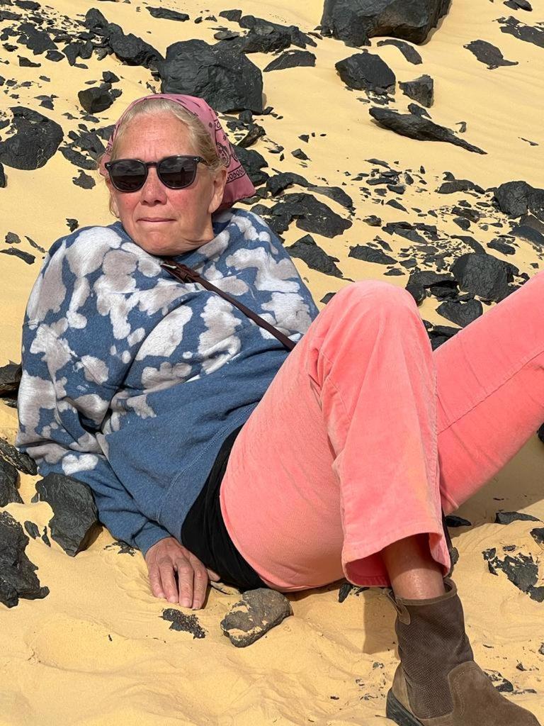 Egypt white and black desert with Camping
