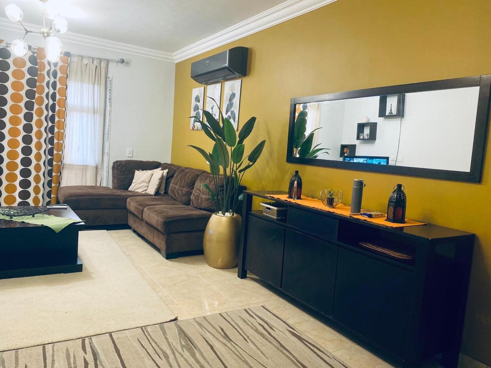Quiet and distinctive apartment with a wonderful v