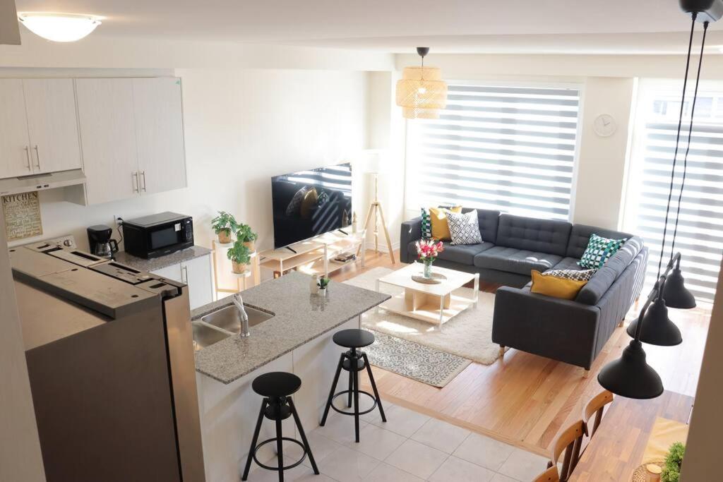 Brand New Luxurious 4B Townhouse