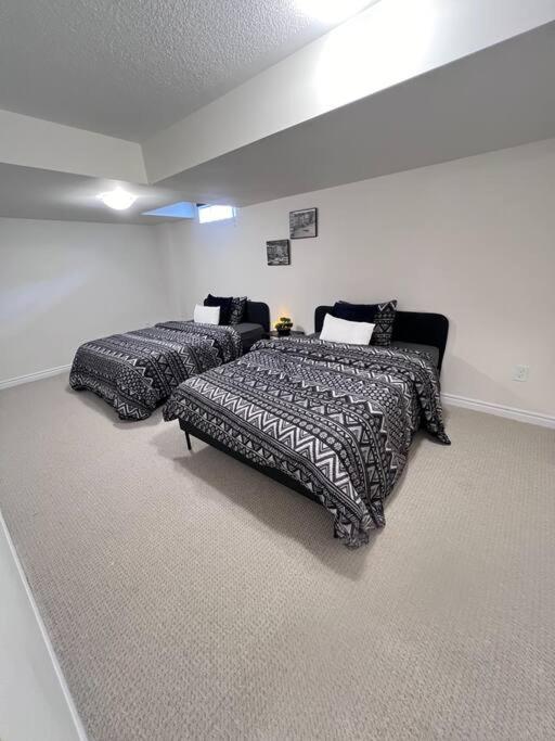 Brand New Luxurious 4B Townhouse