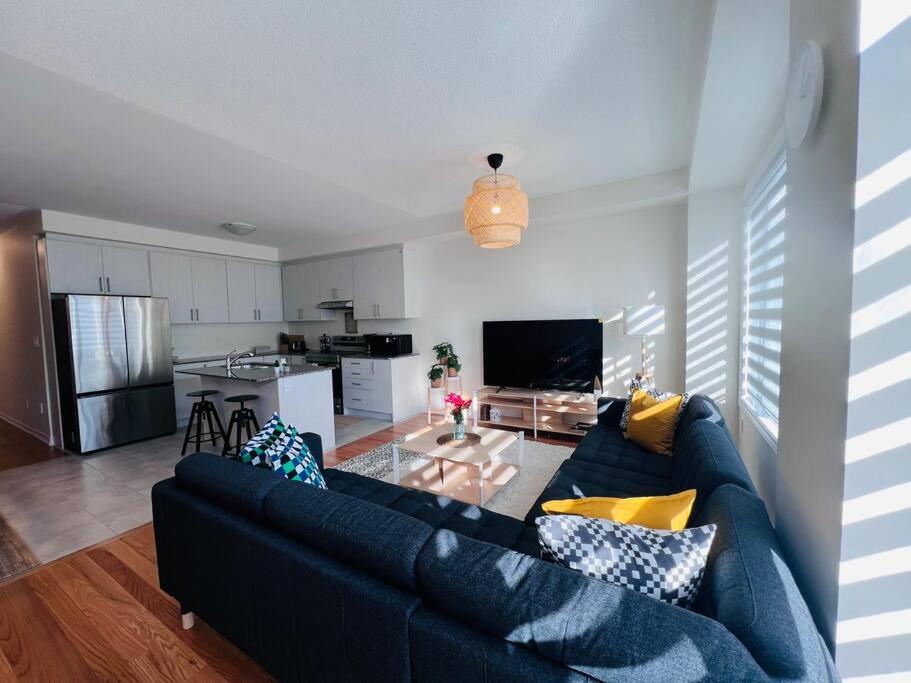 Brand New Luxurious 4B Townhouse